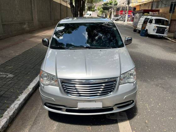 CHRYSLER TOWN & COUNTRY 3.6 LIMITED V6 24V GASOLINA 4P AUTOMÁTICO